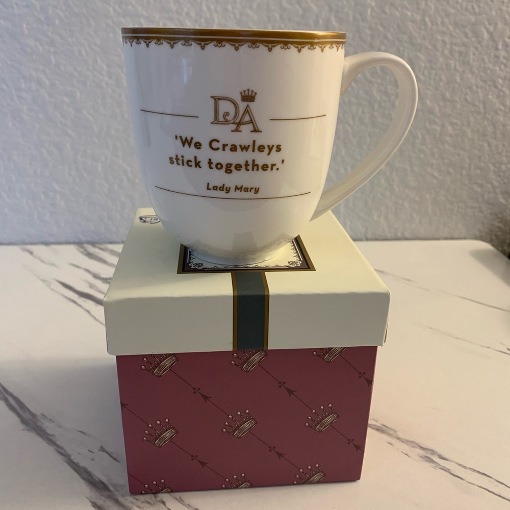 Downton Abbey Lady Mary We Crawleys Stick Together Coffee Cup Mug NIB
